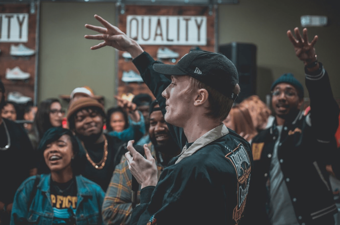 willis performs live at quality indy